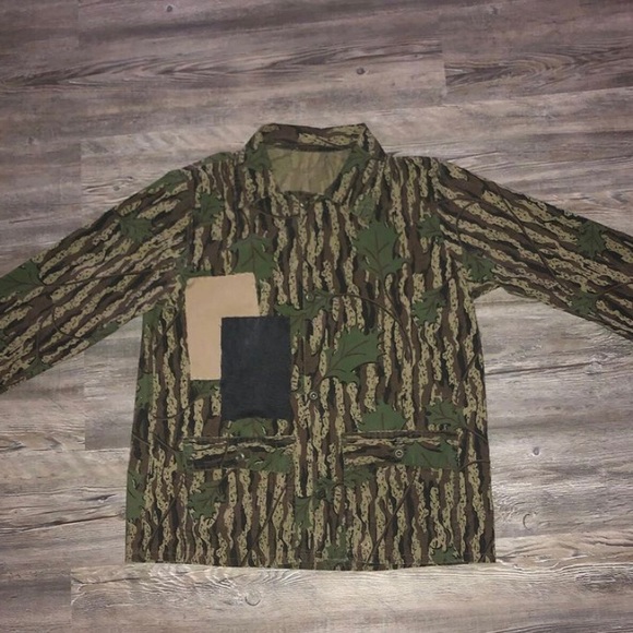 ✇ Custom patch forest button up 🌳🍃🦌 ✇ - Picture 3 of 3